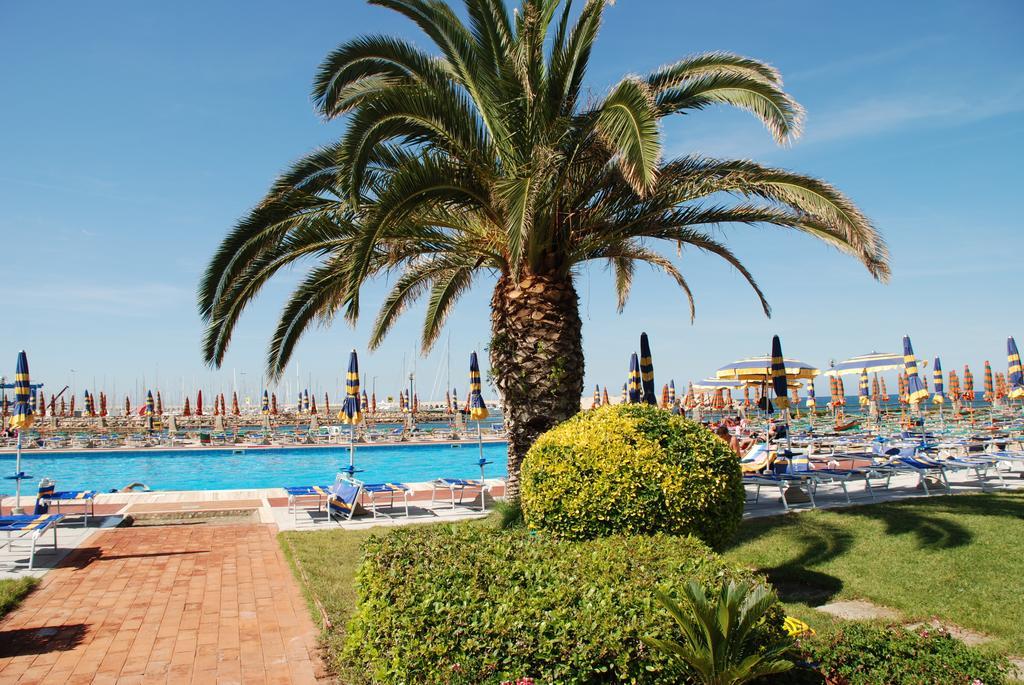 Hotel Baia Del Sole 3*